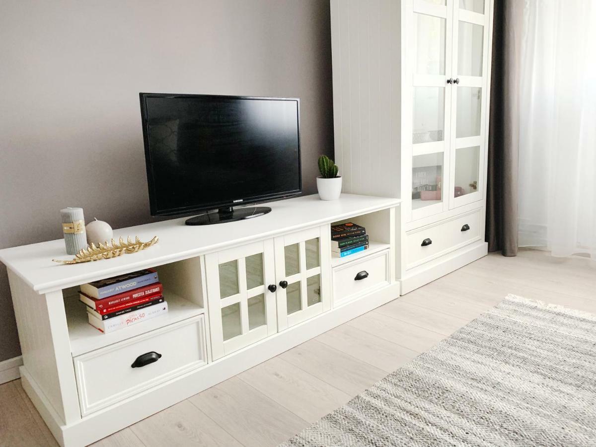 Mhc Quiet Deluxe Suite Near Downtown - Free Parking 브라쇼브 외부 사진