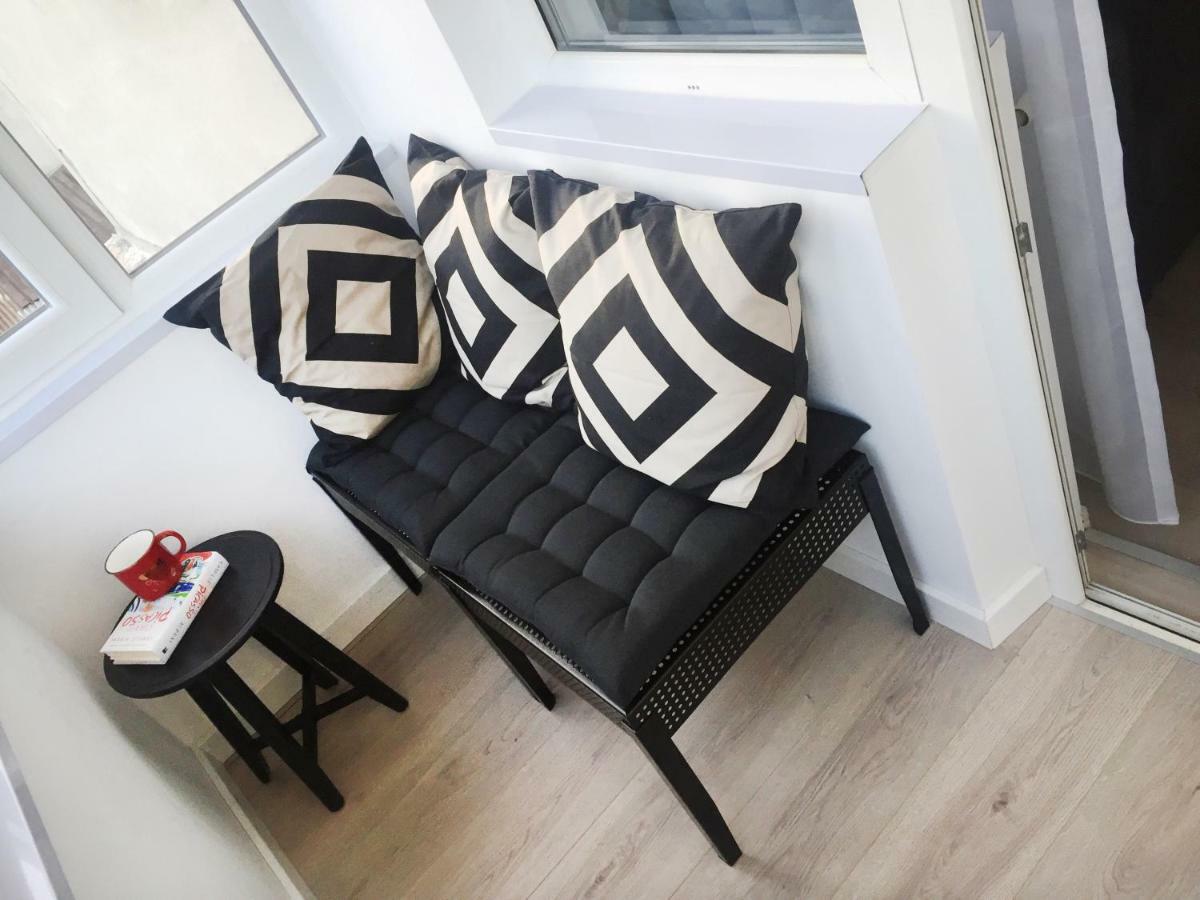Mhc Quiet Deluxe Suite Near Downtown - Free Parking 브라쇼브 외부 사진